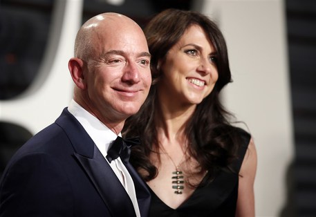 Jeff Bezos divorzia dalla moglie MacKenzie (dal sito NbcNews) © Ansa