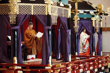 L'imperatore Naruhito e la consorte Masako © EPA