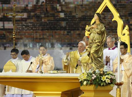 Il Papa in Thailandia © EPA