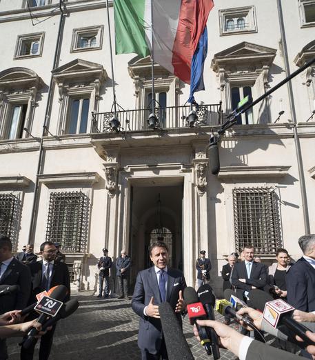Il presidente del Consiglio Giuseppe Conte a Palazzo Chigi © ANSA