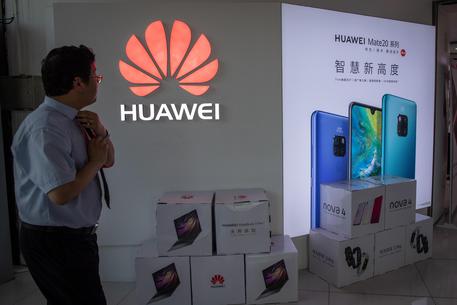 Huawei, -17% all'estero le consegne smartphone © EPA