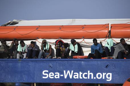 La Sea Watch ad Agrigento © AP
