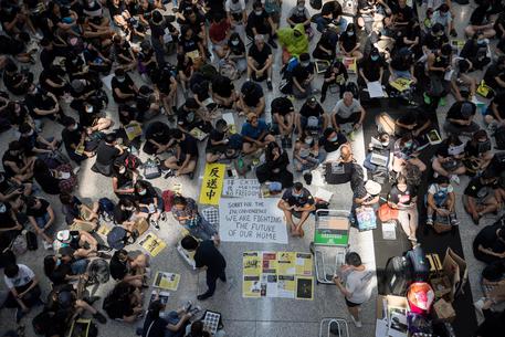 Crisi a Hong Kong © EPA