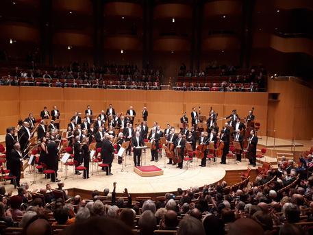 Il concerto inaugurale della tournée europea della Filarmonica della Scala dedicata a Beethoven © ANSA