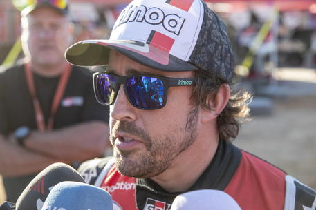 Dakar: De Villiers vince 2/a tappa, Alonso perde 2 ore e mezzo © EPA