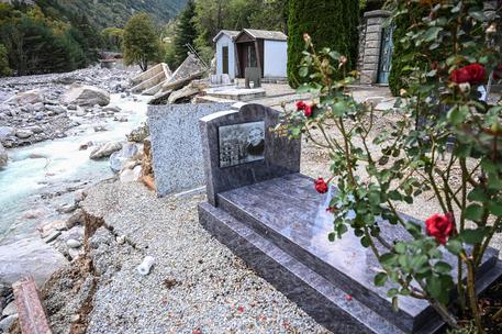 Maltempo: Toti, cadaveri forse da cimitero devastato © AFP