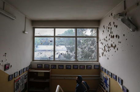 Un interno dell'ospedale di Msf attaccato oggi a Kabul © EPA