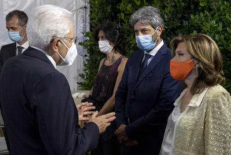 Sergio Mattarella, Roberto Fico ed Elisabetta Casellati © ANSA
