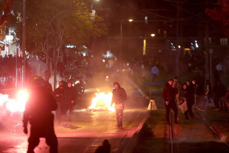 Gli scontri ad Atene © EPA