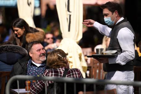 Riaprono i pub a Londra © AFP
