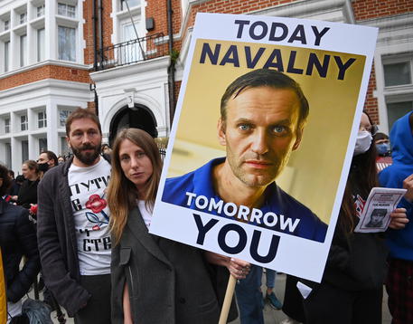 Proteste a Londra a sostegno di Navalny © EPA