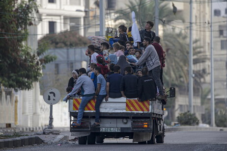 Guerra Medioriente - Evacuazione di Gaza, con qualsiasi mezzi