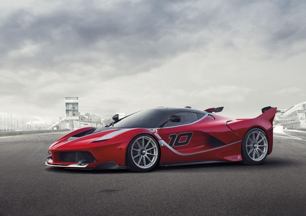 Ferrari: ad Abu Dhabi debutta la FXX K, la ibrida estrema © ANSA