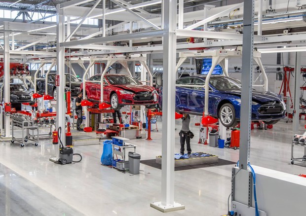Tesla, raddoppiata la produzione nell'impianto europeo © ANSA