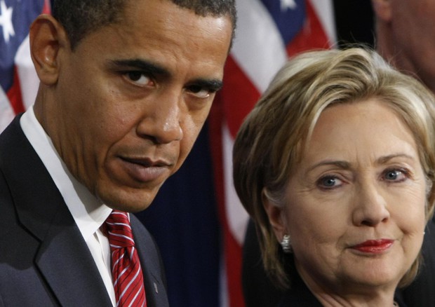 Barack Obama e Hillary Clinton (foto: AP)