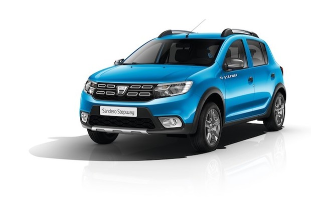 Dacia ha scelto il Motor Show per presentare in anteprima nazionale la nuova Sandero Stepway © Dacia