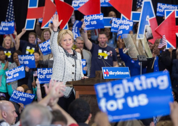 Clinton vince in South Carolina (foto: EPA)