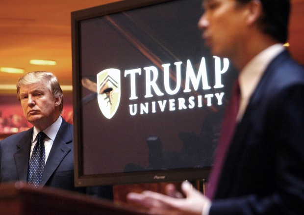 Donald Trump, Michael Sexton (foto: AP)