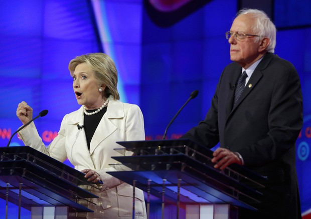 Hillary e Sanders (foto: AP)