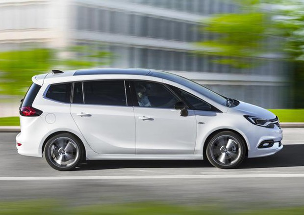 Nuova Opel Zafira, 'salotto' da viaggio attento agli sprechi © Opel Media