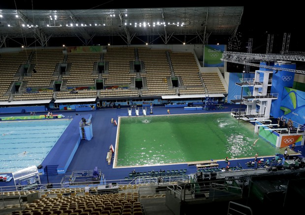 Rio: Cagnotto, che schifo la piscina verde (foto: AP)