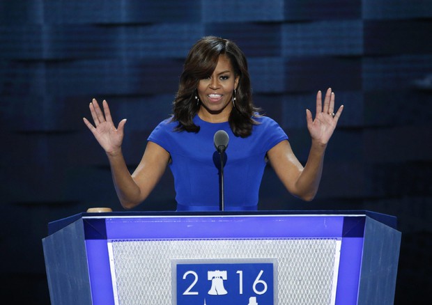 Usa 2016: Michelle Obama rompe indugi, in campo per Hillary (foto: EPA)