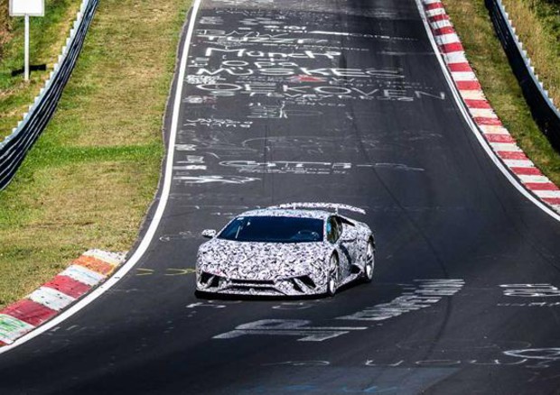 Lamborghini Huracan Performante batte record al Nurburgring © ANSA