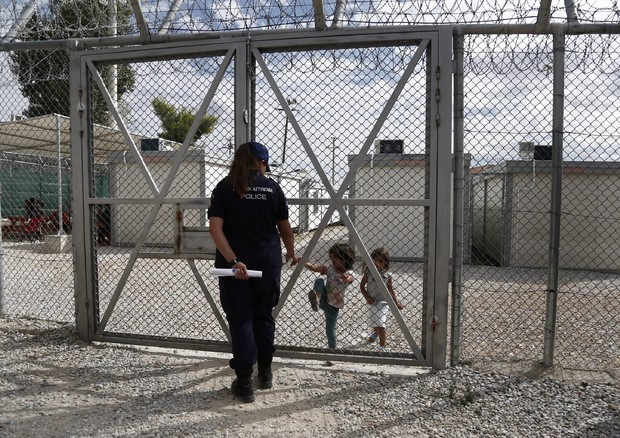 Corte Ue, Stati non obbligati a dare visti umanitari (foto: ANSA)