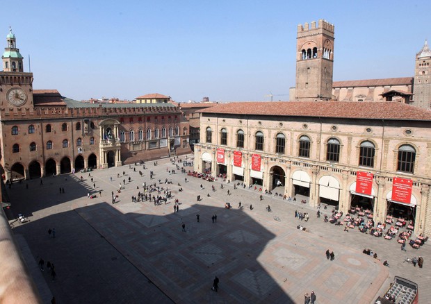 Piazza Maggiore a Bologna (foto: ANSA)