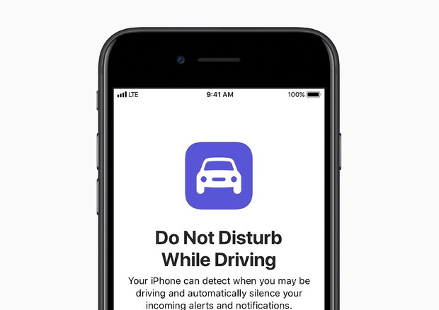 iPhone più sicuro, stop a notifiche mentre si guida © ANSA