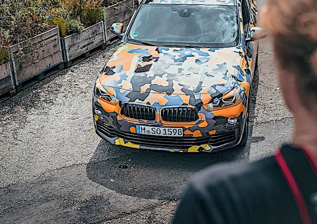 Compatta e rialzata, è in arrivo la nuova BMW X2 © Highsnobiety