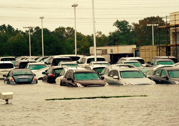 Effetto 'Harvey' su mercato auto, sott'acqua 500mila veicoli © ANSA