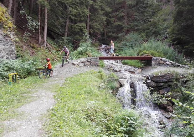 Scoprire la Valle d’Aosta, al via il Cammino Balteo © Ansa