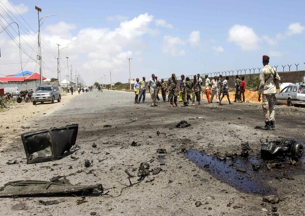 autobomba a Mogadiscio © EPA