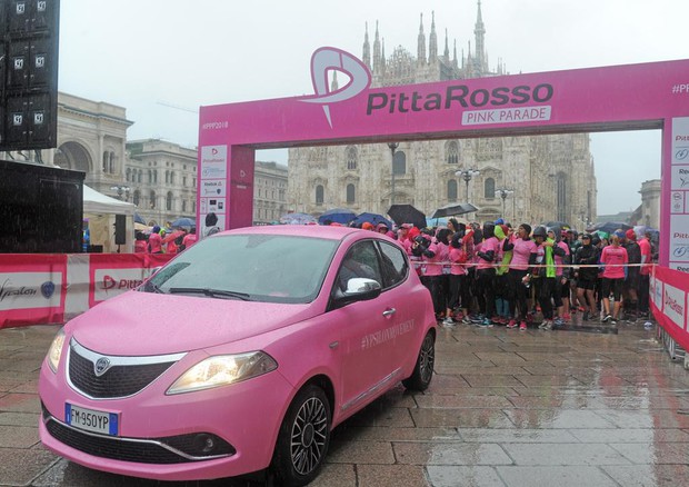 Lancia Ypsilon protagonista della Pink Parade 2018 a Milano © FCA Press