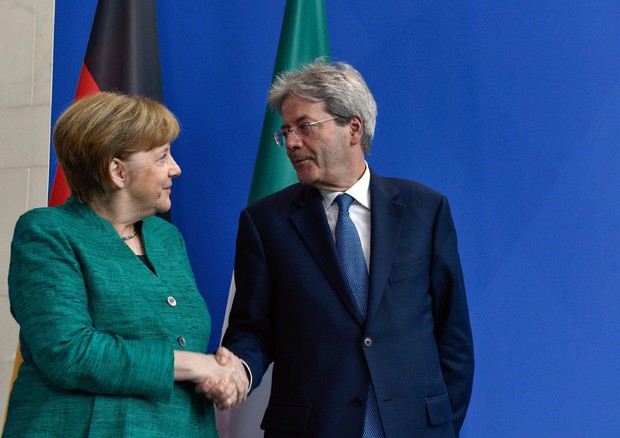 Angela Merkel e Paolo Gentiloni © EPA