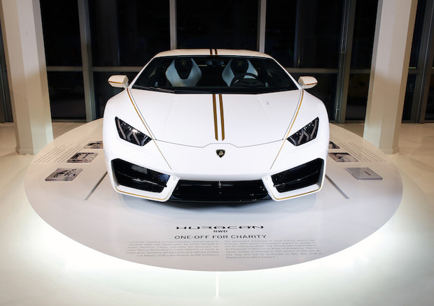 La Huracan donata al Papa esposta al Museo Lamborghini © Lamborghini