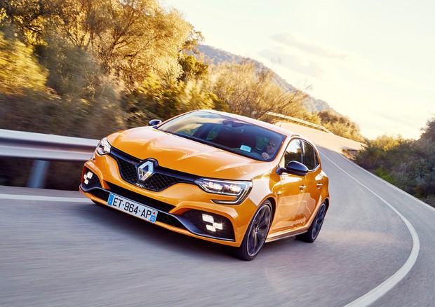 Renault, debutta terza generazione sportiva Megane R.S. © 