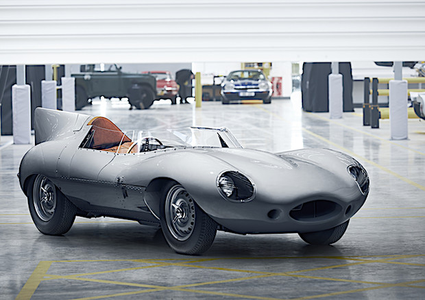 Dopo 60 anni la Jaguar D-Type torna in linea di produzione © ANSA