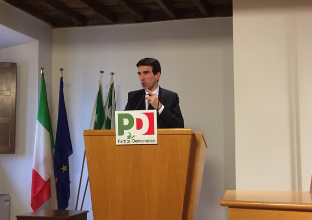 Una foto tratta dal profilo Twitter del Partito Democratico mostra l'intervento di Maurizio Martina alla Direzione nazionale © ANSA