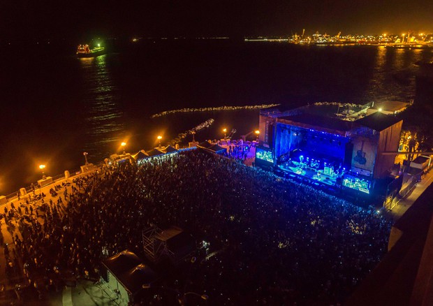 'Rivoluzione' Medimex a Taranto, in 60 mila al festival © ANSA