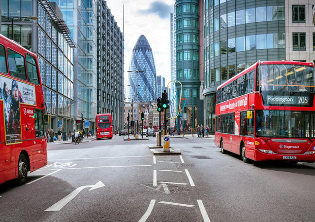 L'area finanziaria della Capitale britannica sta studiando strade riservate a EV e ibridi plug-in © ANSA