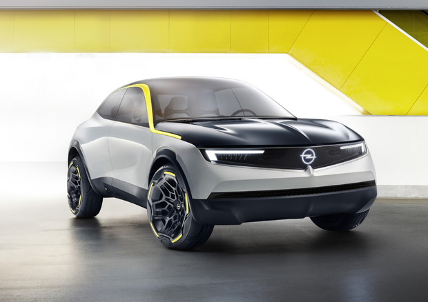 Opel svela concept GT X Experimental, ecco futuro del brand © ANSA