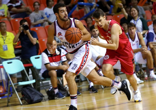 Hertz è partner della squadra di basket di Cagliari © ANSA