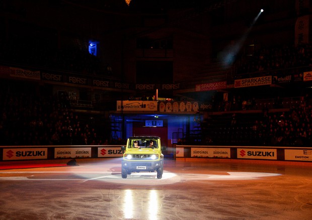 Suzuki è Official Car di Opera on Ice 2019 © ANSA