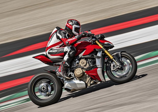Ducati 2020, svelata super-naked Streetfighter V4 da 208 Cv © 