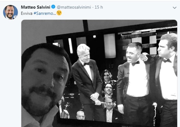 Salvini su Twitter: 'Evviva Sanremo' (foto: Ansa)
