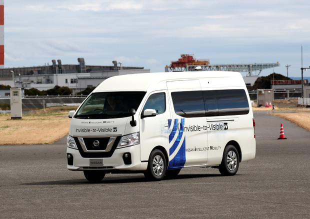 Vedere l'invisibile, test Nissan in Giappone con il 5G © ANSA