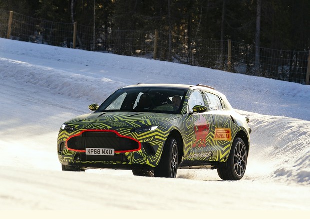 Test 'sottozero' in Svezia per inedito suv DBX Aston Martin © Aston Martin