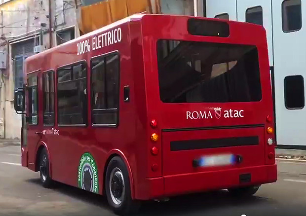 Roma: Raggi, test per minibus elettrico, presto in centro © Atac Facebook